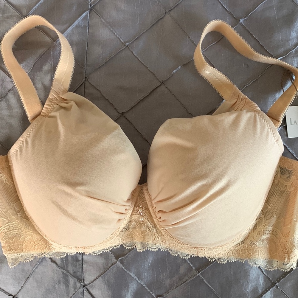 NWT Aimer bra nude lace 34C
